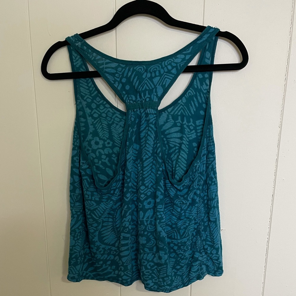👛3/$20 Aeropostale Racerback Tank - Picture 2 of 3